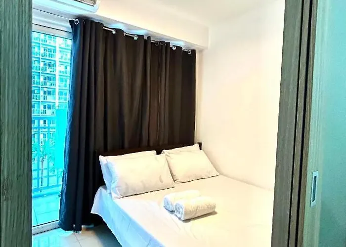 Moa 1br With Pool View &balcony Staycation2 * Manila